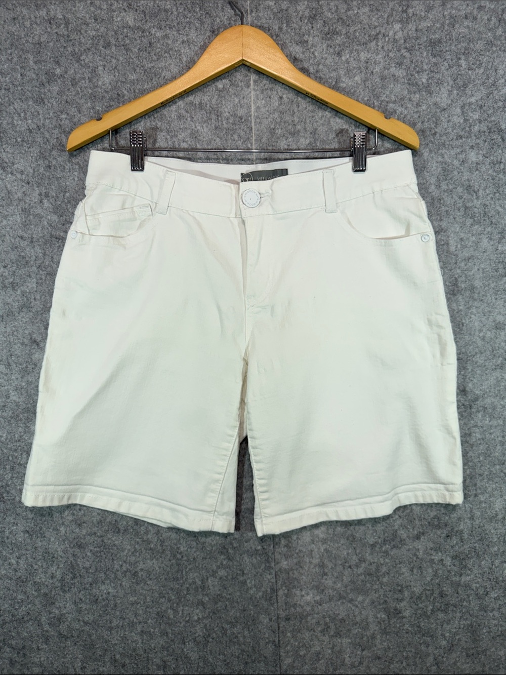 Wit & Wisdom Jean Shorts - Womens 10 - White Classic Five-Pocket Casual Summer